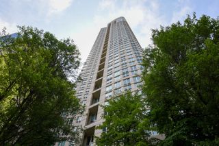 345 N La Salle Drive 1702, Chicago, IL 60654