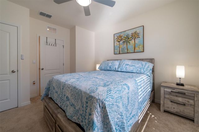 2684 MAGNOLIA AVENUE, Davenport, FL 33837