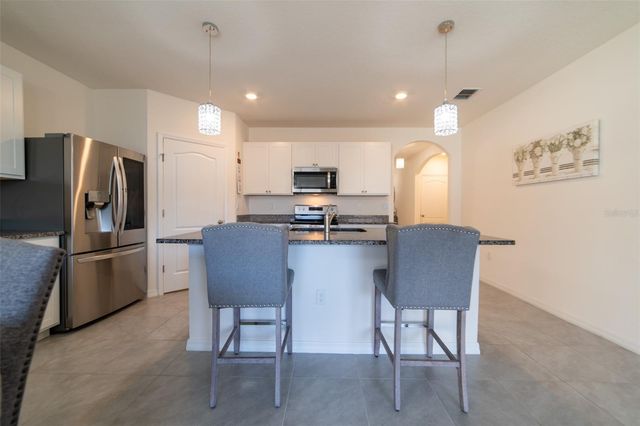 2684 MAGNOLIA AVENUE, Davenport, FL 33837