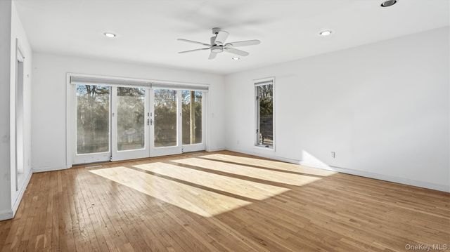 103 Middle Pond Road, Southampton, NY 11968