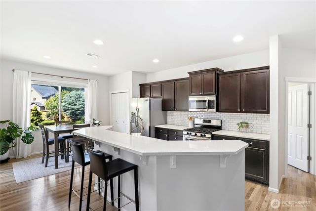 1001 Van Ogle Lane NW, Orting, WA 98360