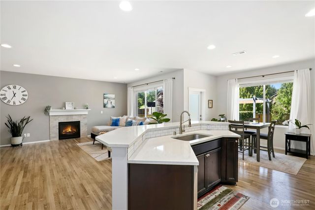 1001 Van Ogle Lane NW, Orting, WA 98360