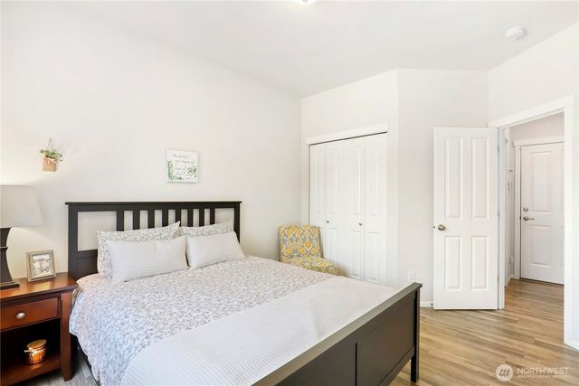 1001 Van Ogle Lane NW, Orting, WA 98360