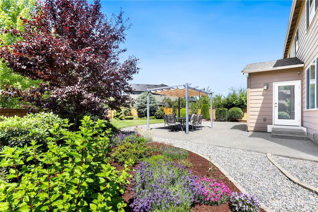 1001 Van Ogle Lane NW, Orting, WA 98360