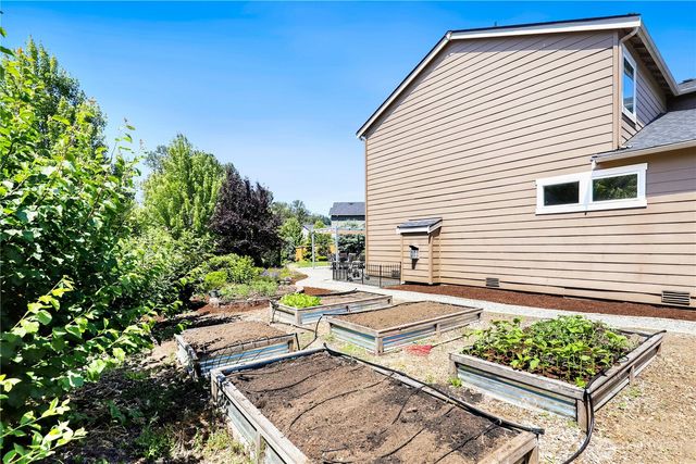 1001 Van Ogle Lane NW, Orting, WA 98360