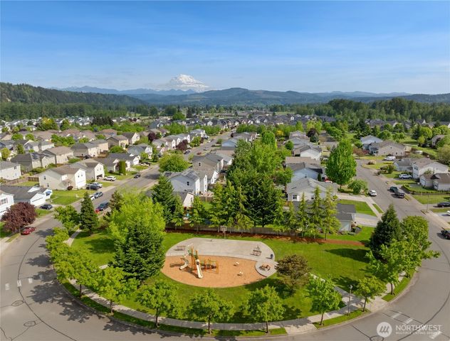 1001 Van Ogle Lane NW, Orting, WA 98360