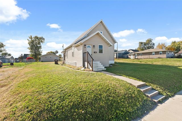 505 Woodbury Street, Marshalltown, IA 50158