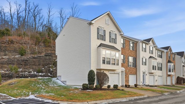 7277 Charlotte Pike Unit 203, Nashville, TN 37209