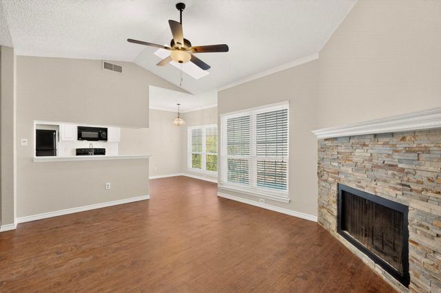 7151 Gaston Avenue 409, Dallas, TX 75214