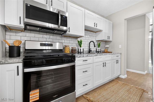 9144 Hickory Circle, Windham, OH 44288