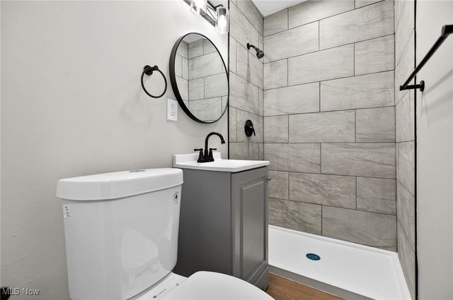 9144 Hickory Circle, Windham, OH 44288