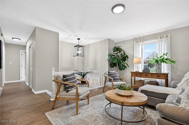 9144 Hickory Circle, Windham, OH 44288