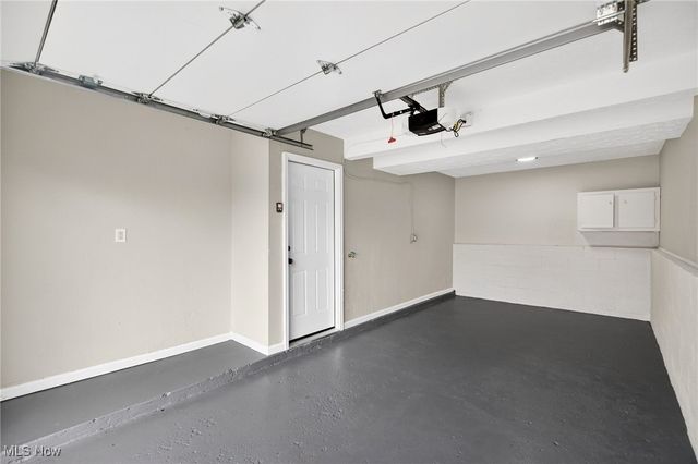 9144 Hickory Circle, Windham, OH 44288