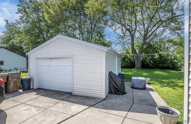 425 Cherokee Drive, Cheektowaga, NY 14225