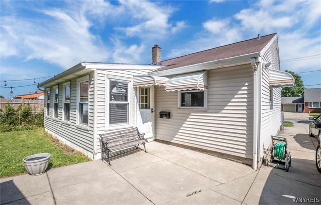 425 Cherokee Drive, Cheektowaga, NY 14225