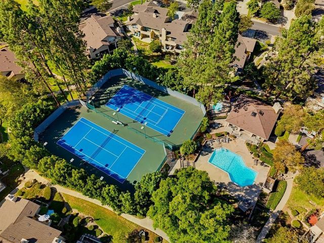 10467 Crosscreek, San Diego, CA 92131
