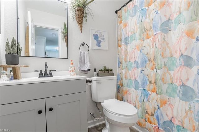 6016 Whaleyville BLVD, Suffolk, VA 23438