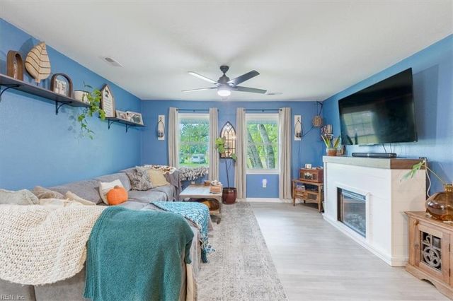 6016 Whaleyville BLVD, Suffolk, VA 23438