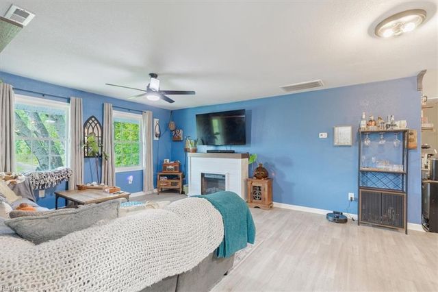 6016 Whaleyville BLVD, Suffolk, VA 23438