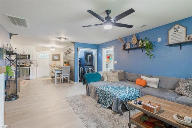 6016 Whaleyville BLVD, Suffolk, VA 23438