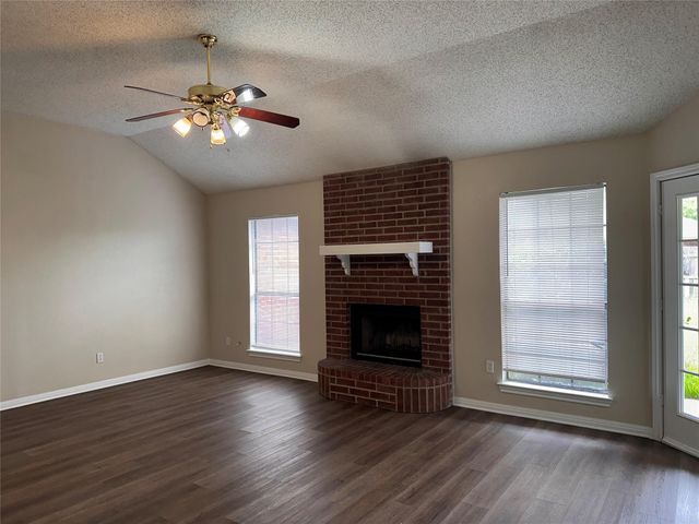 9412 Riviera Drive, Waco, TX 76712