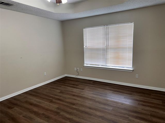 9412 Riviera Drive, Waco, TX 76712
