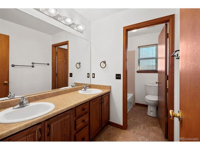 31505 E 166th Ave, Hudson, CO 80642