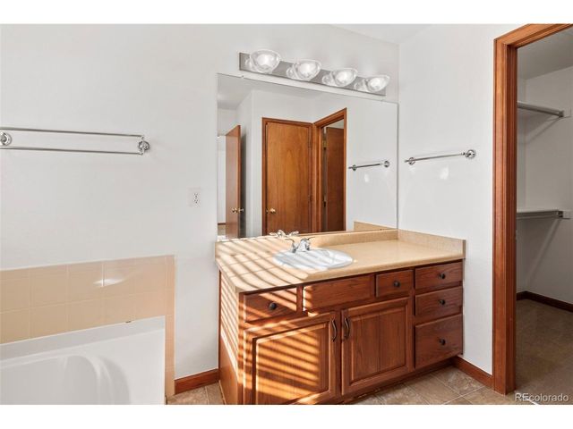 31505 E 166th Ave, Hudson, CO 80642