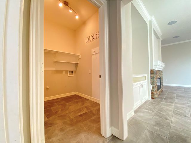 2222 Alberton Lane, Pearland, TX 77584