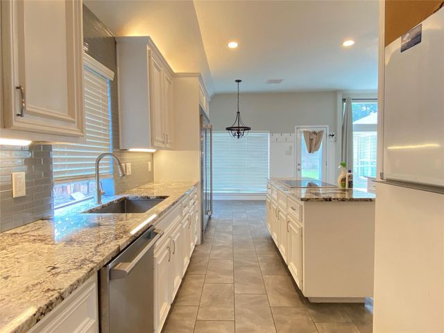 2222 Alberton Lane, Pearland, TX 77584