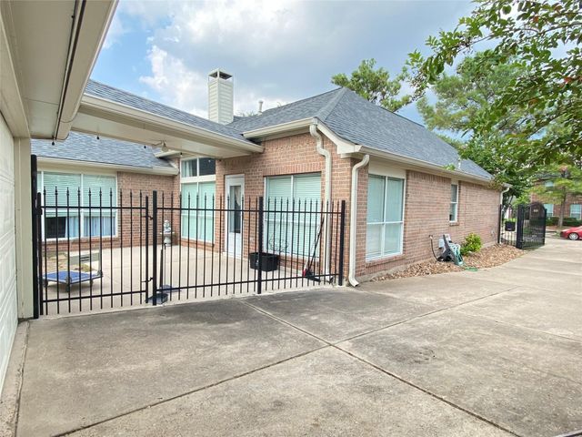 2222 Alberton Lane, Pearland, TX 77584