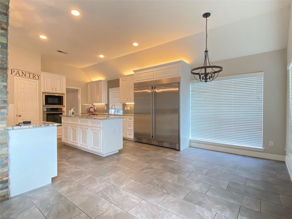 2222 Alberton Lane, Pearland, TX 77584