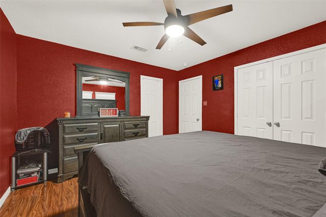 1834 Howth Avenue, Houston, TX 77051