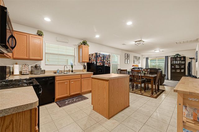 1834 Howth Avenue, Houston, TX 77051