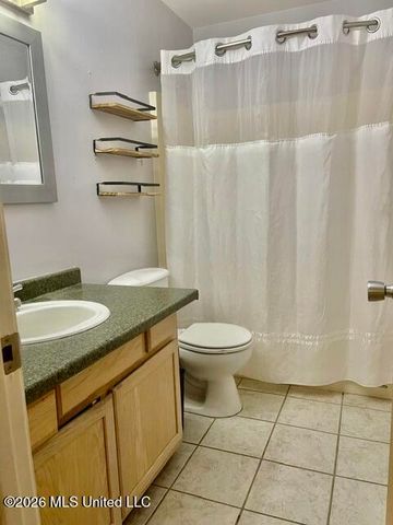 8016 Ridgecrest Circle, Biloxi, MS 39532