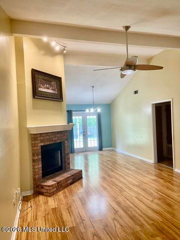 8016 Ridgecrest Circle, Biloxi, MS 39532