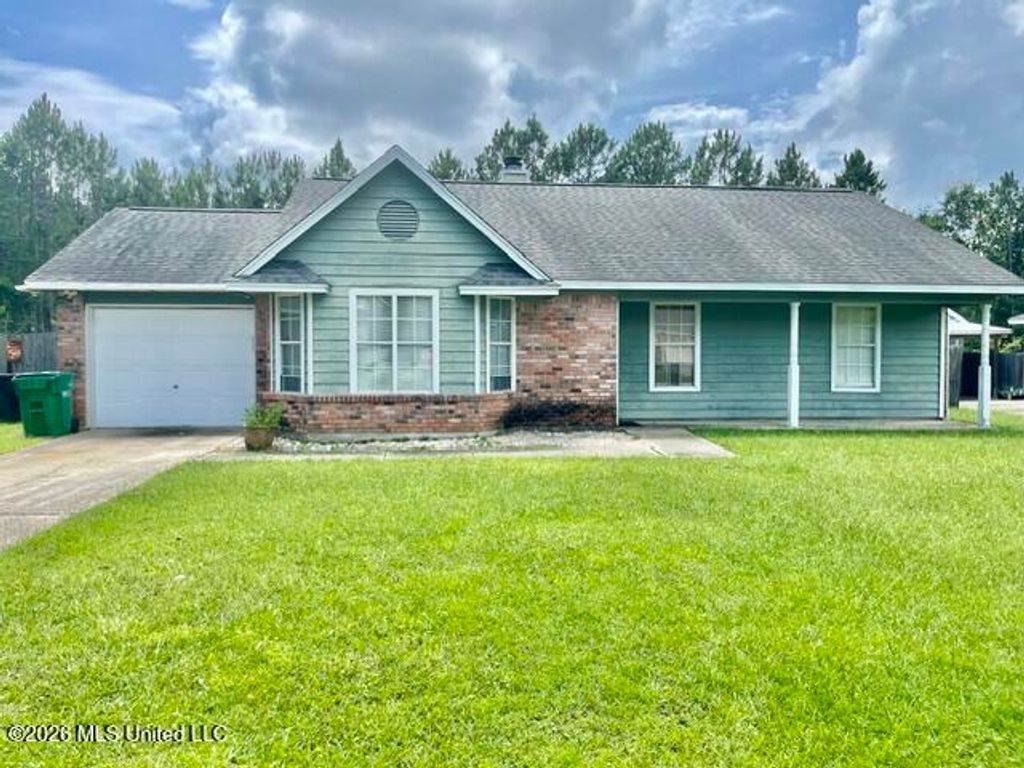 8016 Ridgecrest Circle, Biloxi, MS 39532