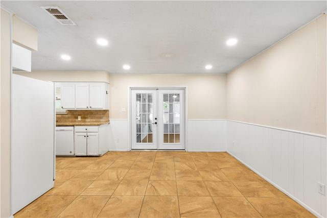 4403 Robinhood Circle, Bryan, TX 77803