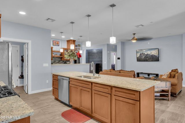 12631 Mark Twain Avenue, El Paso, TX 79928