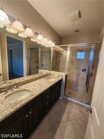 9071 Albion LN N 5706, Naples, FL 34113
