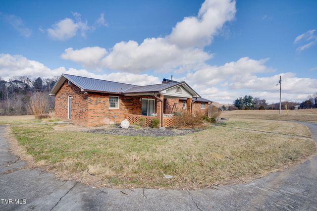 2517 Sinking Creek Road, Johnson City, TN 37604