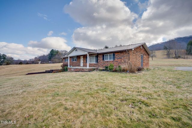 2517 Sinking Creek Road, Johnson City, TN 37604