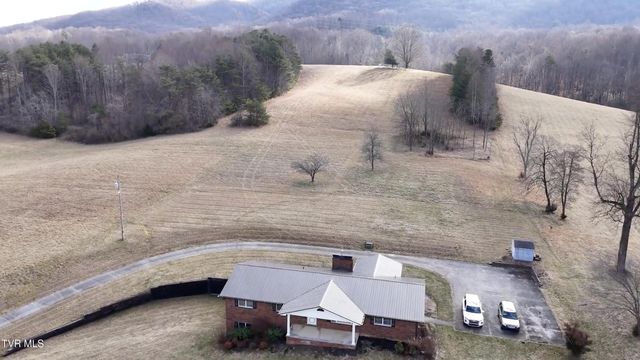 2517 Sinking Creek Road, Johnson City, TN 37604