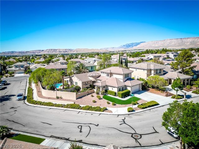 10243 Bright Harbor Avenue, Las Vegas, NV 89135