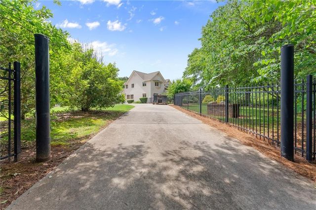 5415 Little Drive, Murrayville, GA 30564