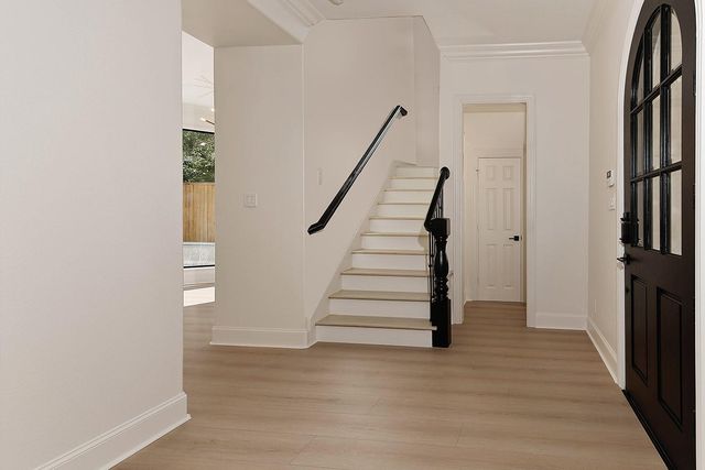 10 Libretto Court, The Woodlands, TX 77382