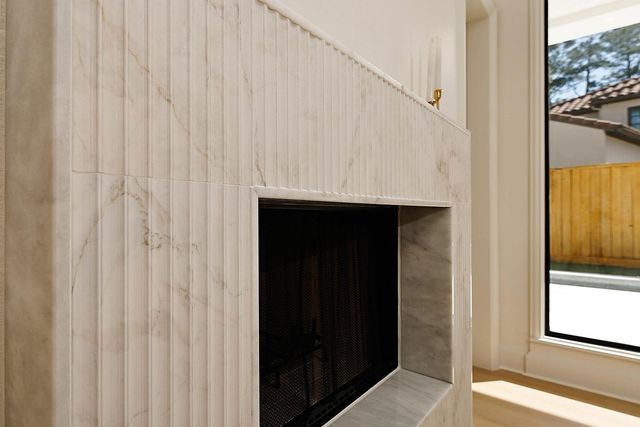 10 Libretto Court, The Woodlands, TX 77382