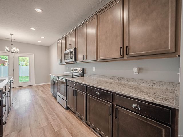 11401 Goshen Drive, Evansville, IN 47725