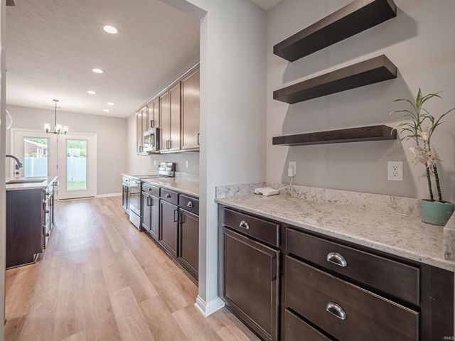 11401 Goshen Drive, Evansville, IN 47725