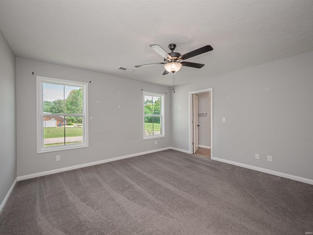 11401 Goshen Drive, Evansville, IN 47725